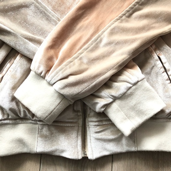 Urban Outfitters Silence & Noise Mermaid Embroidered Velour Bomber Jacket Size M - Picture 10 of 11